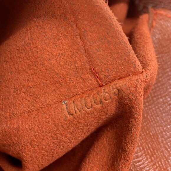 LOUIS VUITTON Musette Salsa (long strap) Ebene Damier - 733-071325 - Picture 13 of 14